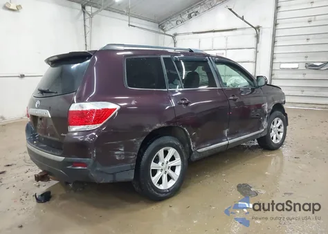 2013 Toyota Highlander Se V6 z USA, uszkodzony, nr VIN 5TDBK3EH9DS201045